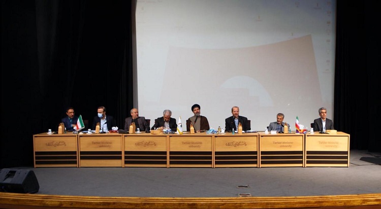 دروغ پراکنی وشایعه سازی دشمنان در جهت تسخیر فکر و اراده جوانان و دانشجویان است