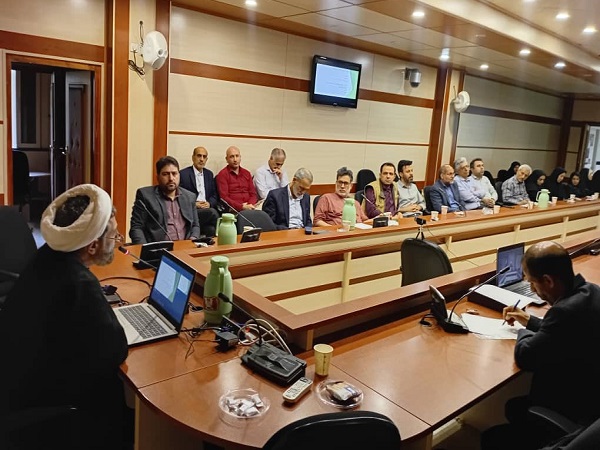 نشست «فلسفه و زندگی دور از اضطراب» در دانشکده مهندسی مکانیک برگزار شد