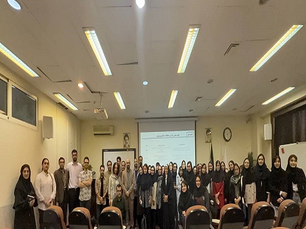 کارگاه تخصصی تحلیل طیف های FTIR و رامان برگزار شد