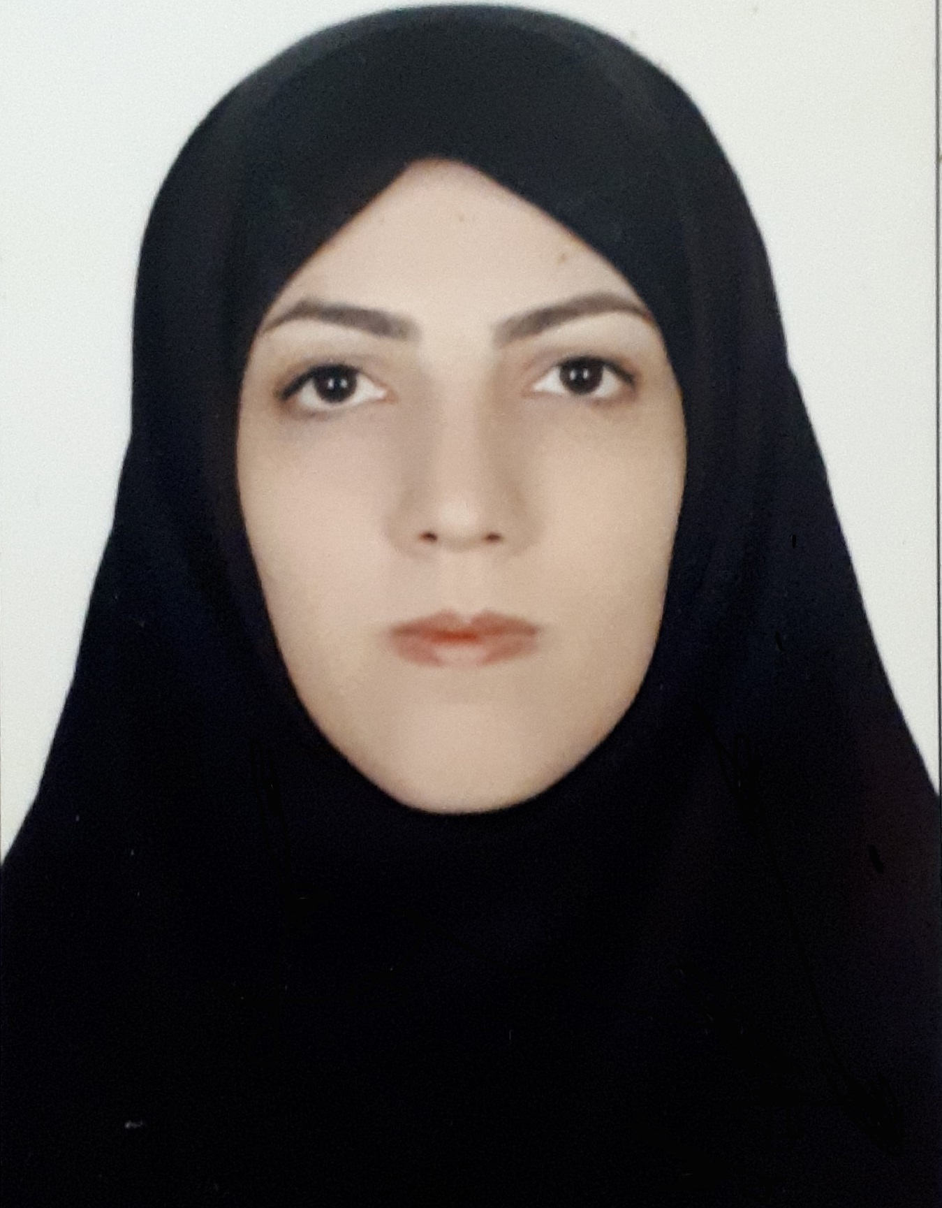 نفیسه کریمی